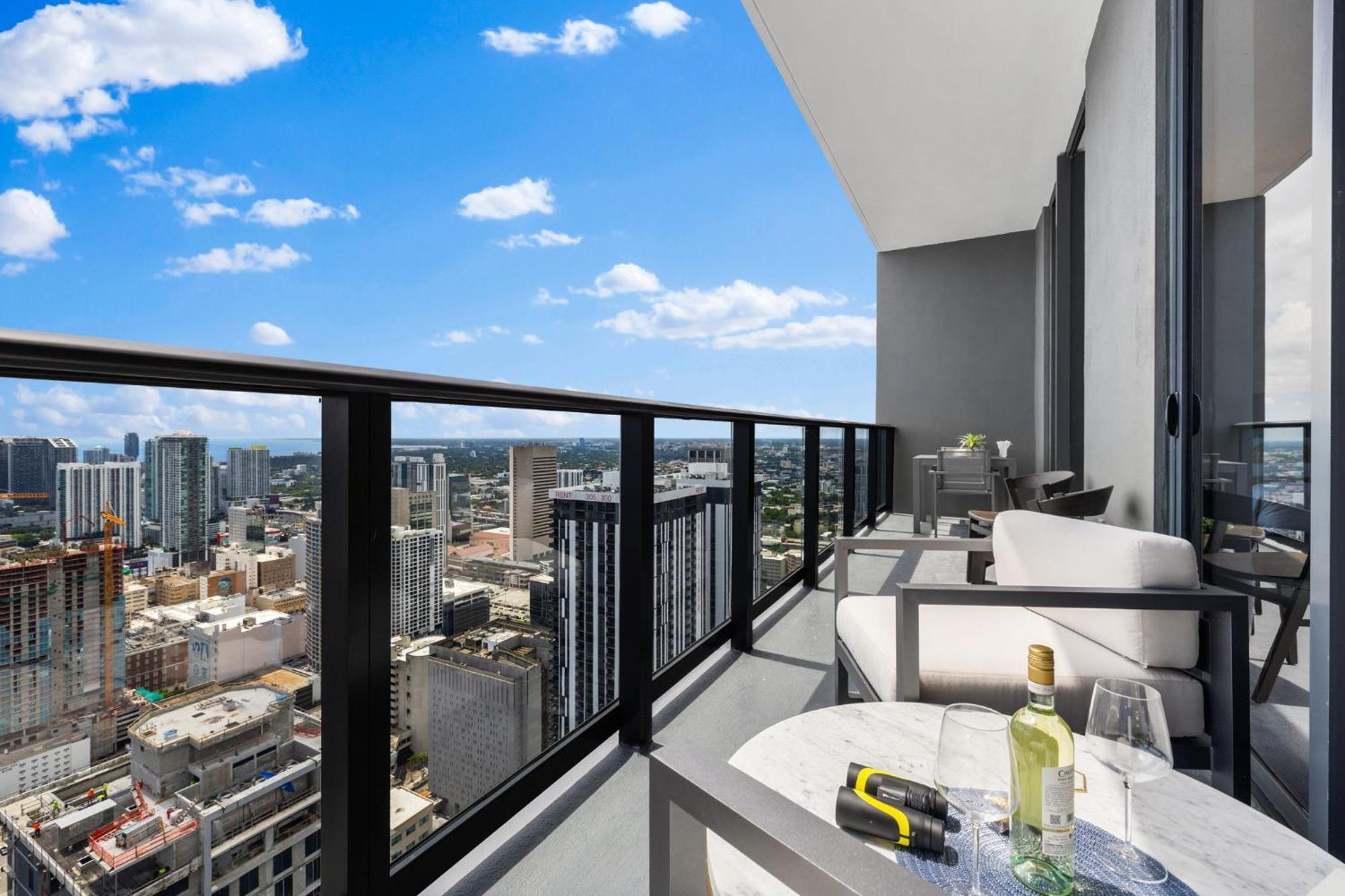 Ph 5107 Fl 1 Bedroom Lux Ocean View In Downtown *