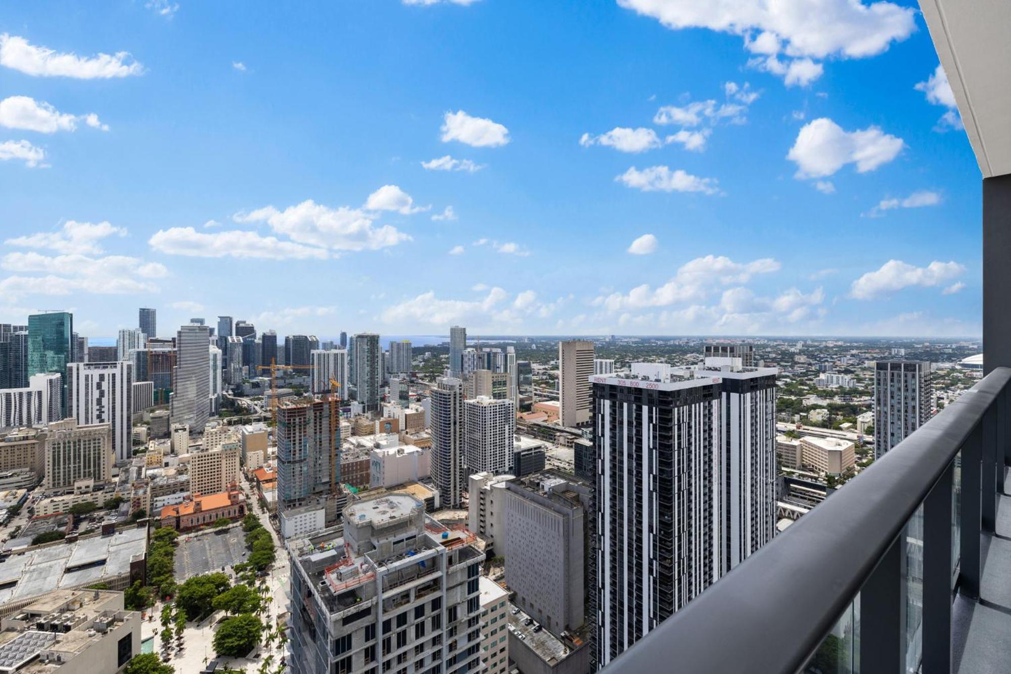 Apartment Ph 5107 Fl 1 Bedroom Lux Ocean View In Downtown *