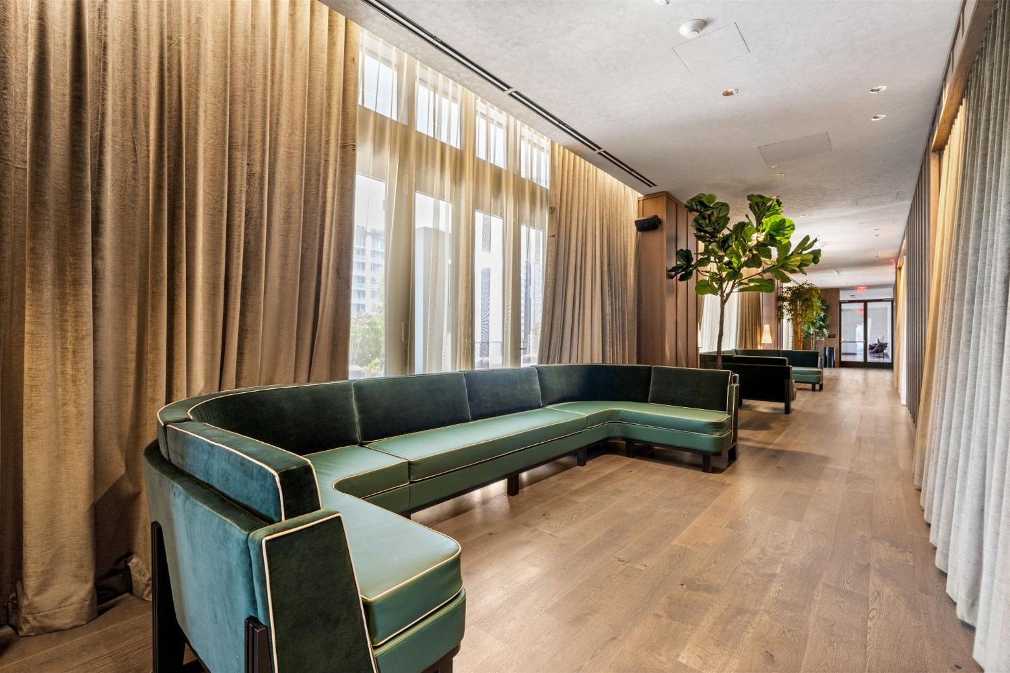 Ph 5107 Fl 1 Bedroom Lux Ocean View In Downtown *