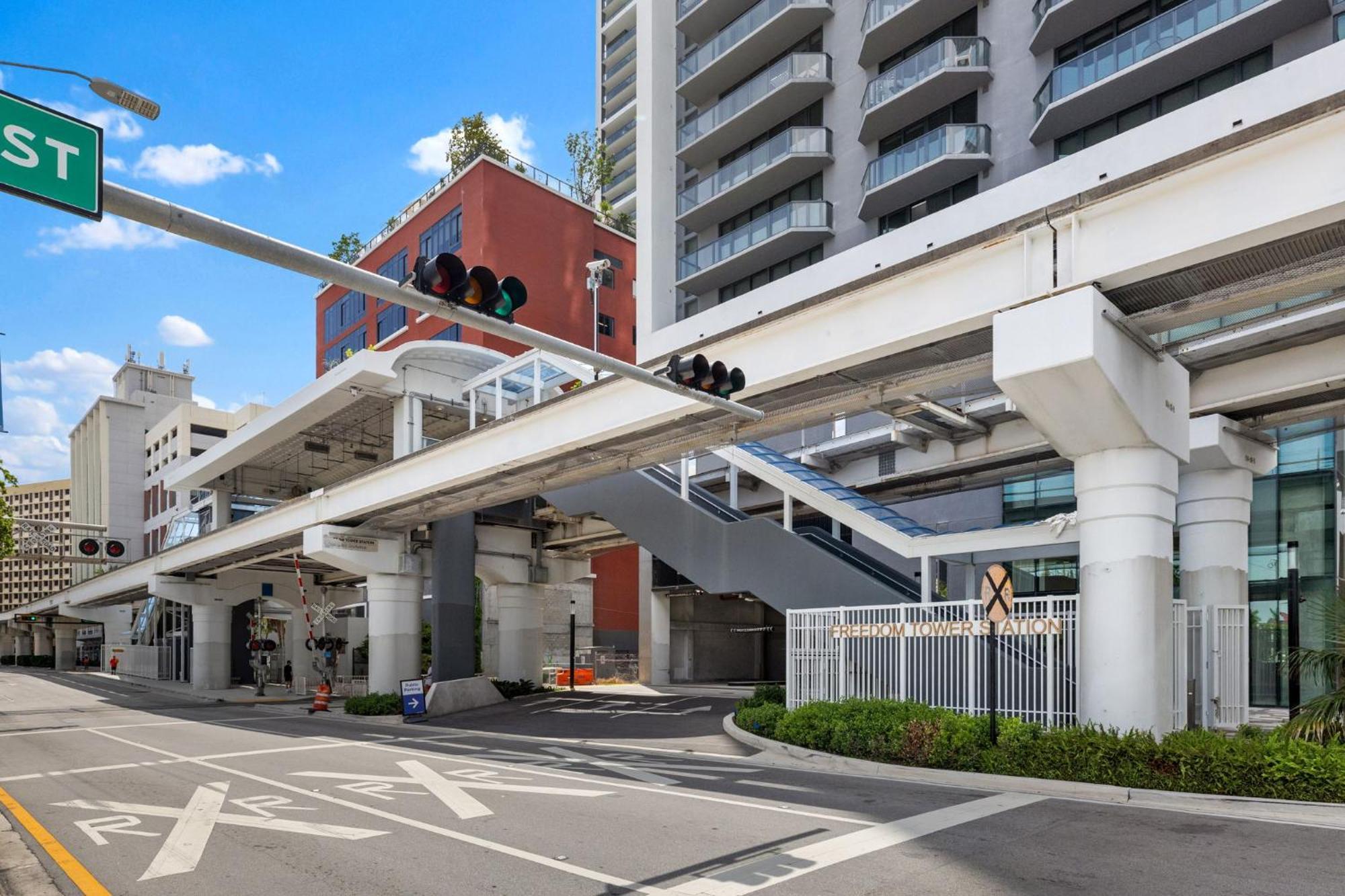 Ph 5107 Fl 1 Bedroom Lux Ocean View In Downtown *