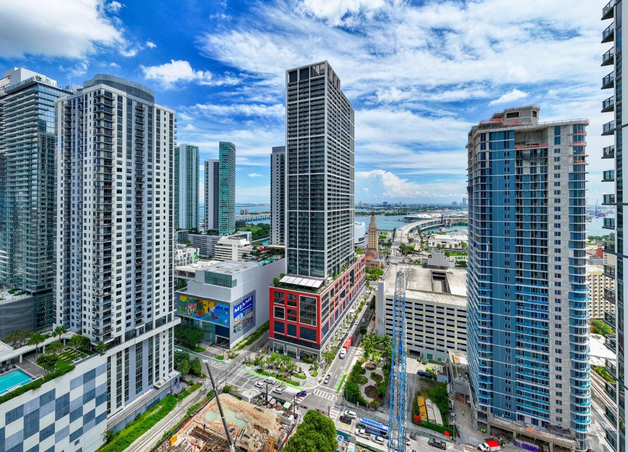 Ph 5107 Fl 1 Bedroom Lux Ocean View In Downtown *